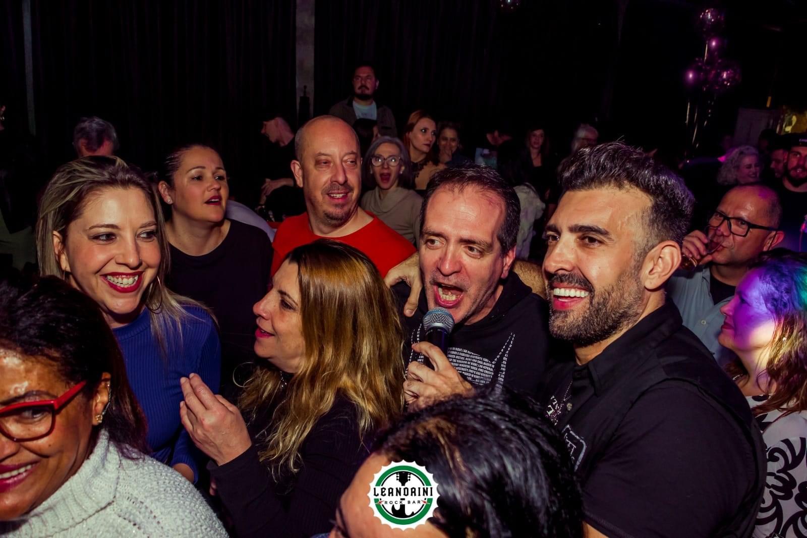 Street Rockets no meio do público no Leandrini