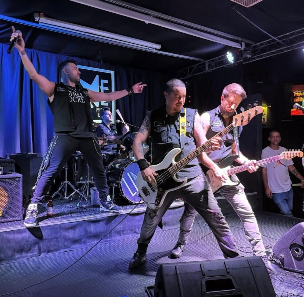 Banda Live Street Rockets